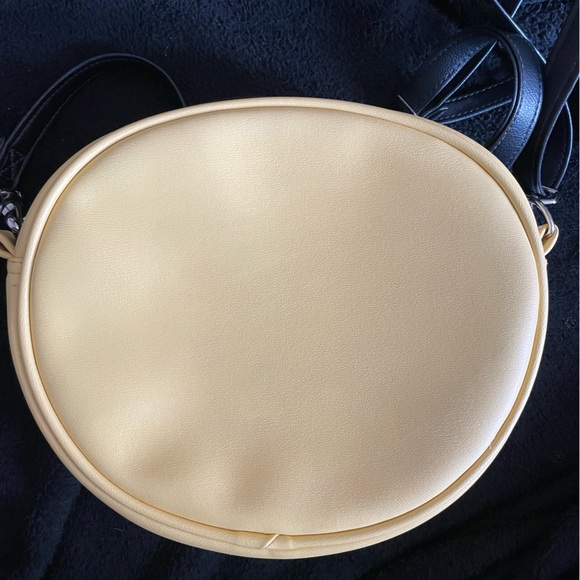 Handcrafted Love Pain & Stitches crossbody - Picture 2 of 3